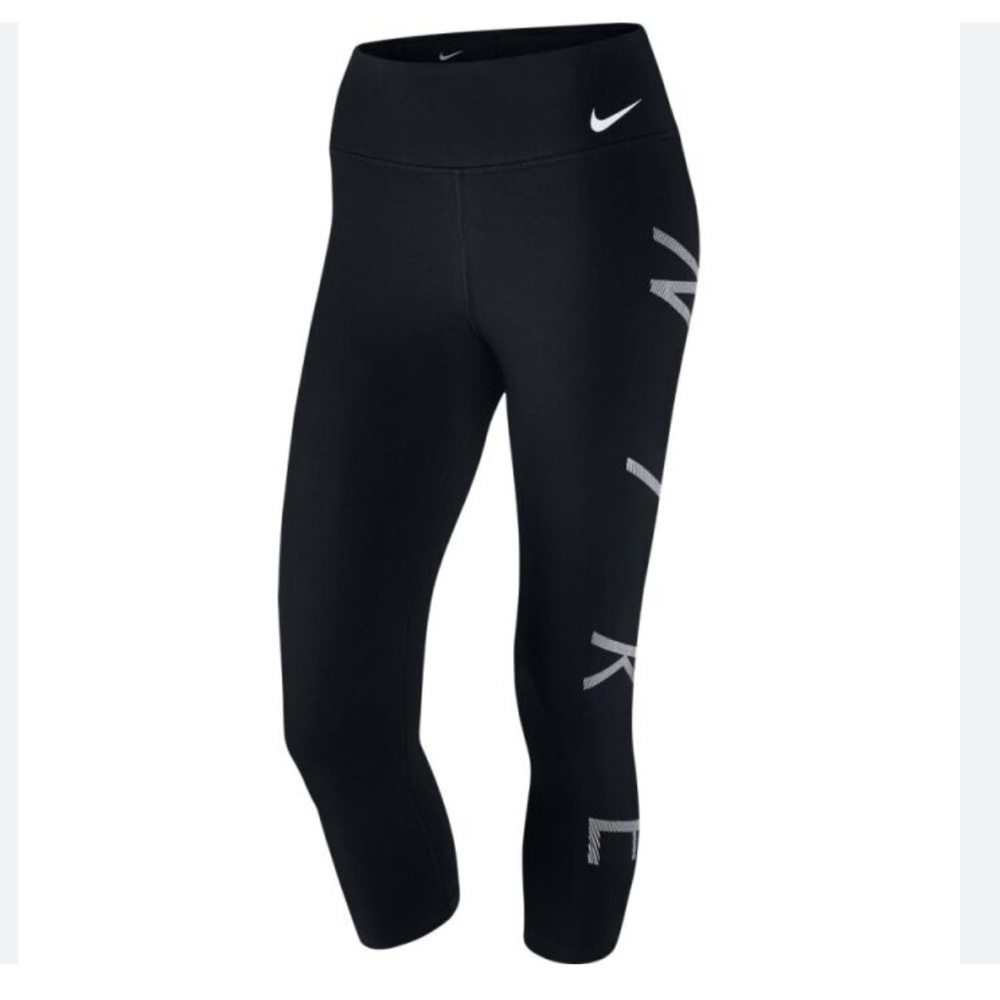 Nike DriFit Capri Leggings XS Black